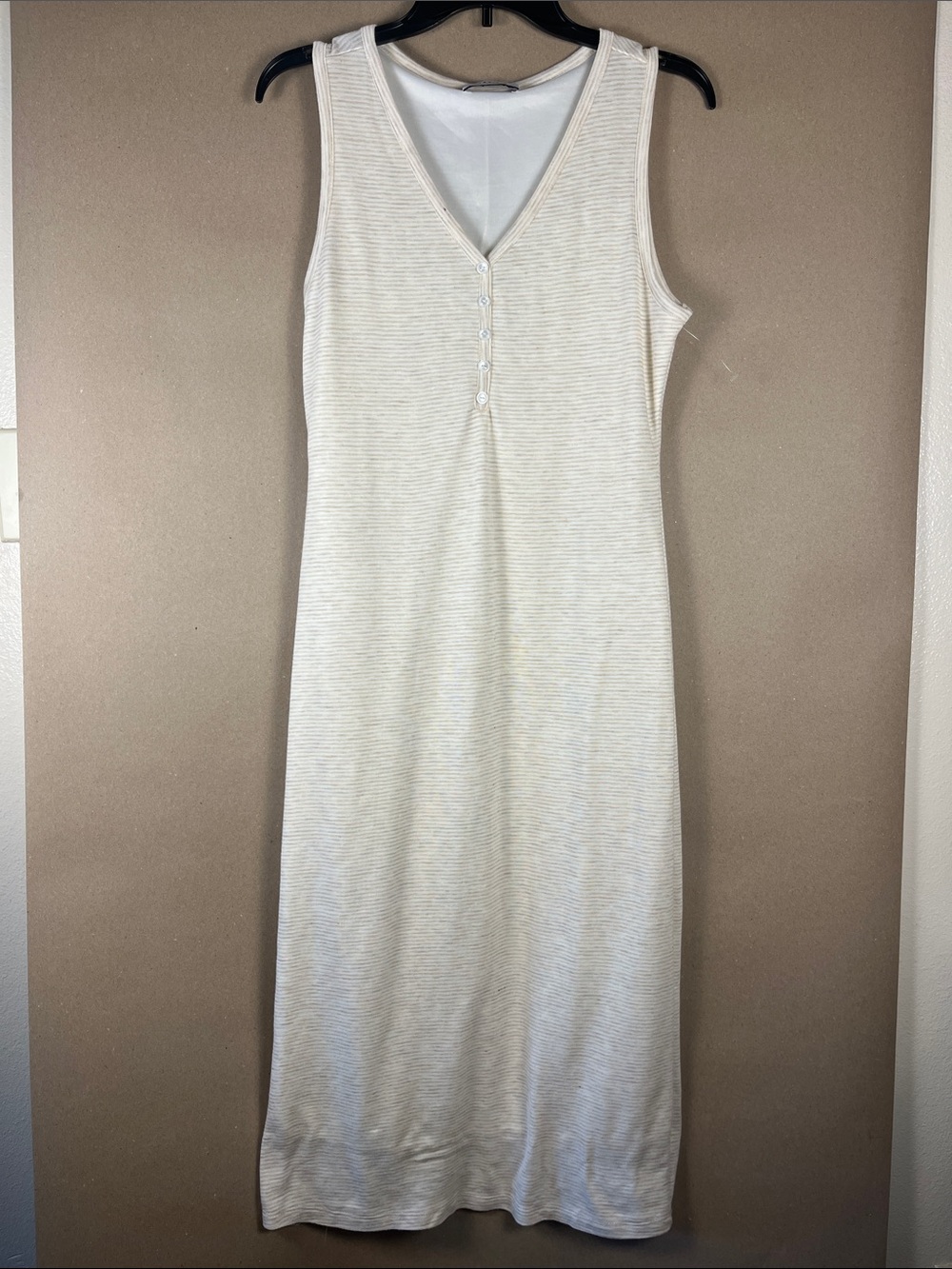 Gilli Est 2008 Cream Stripe Ribbed Henley Maxi Dress M NWOT Clean Girl Resort